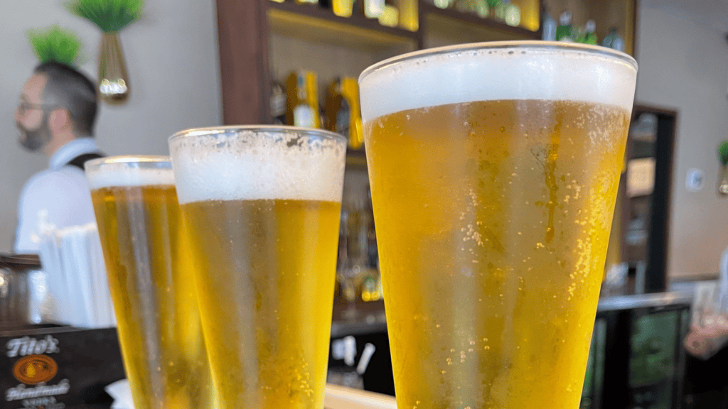 Live DJ set at Deerfield Beach with all-night happy hour specials at Brazilian Steakhouse Burger